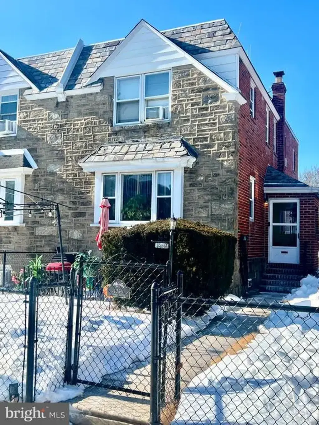 1239 E Cardeza St, PHILADELPHIA