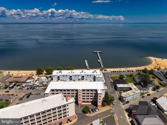 100 Taylor St #101, Colonial Beach