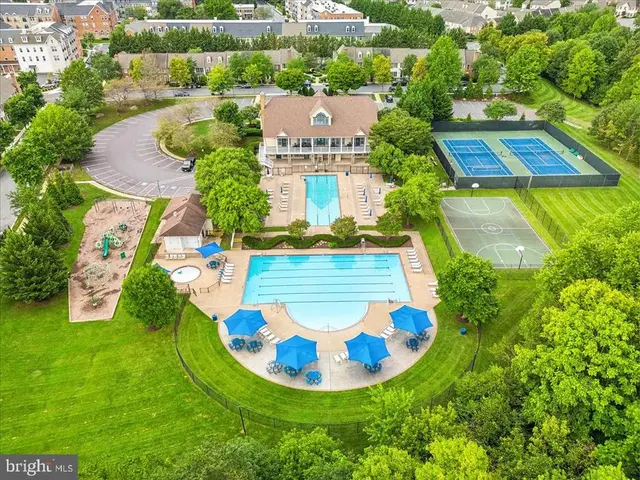 2442 Rippling Brook Rd, Frederick