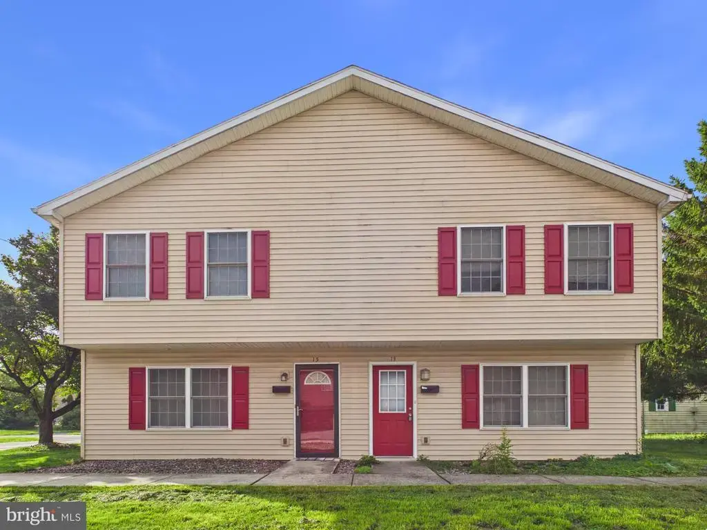 15 S Chestnut St, MECHANICSBURG