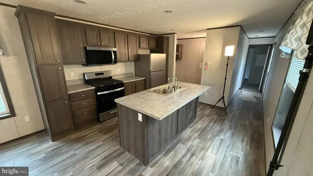 56 Penn Dr, CONESTOGA