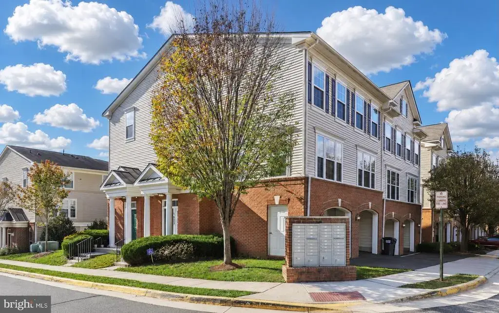 7023 Huntley Run Pl #103, ALEXANDRIA