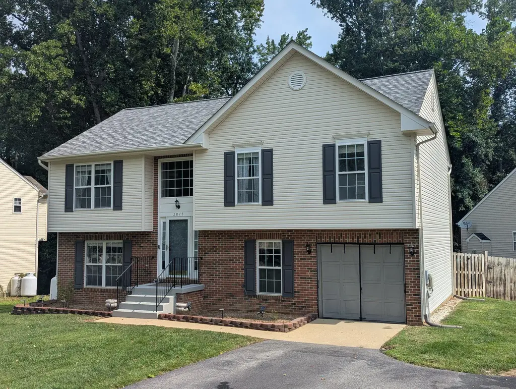 2075 Matta View Pl, WALDORF