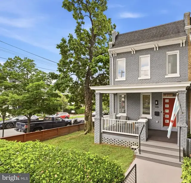 700 Longfellow St Nw, Washington