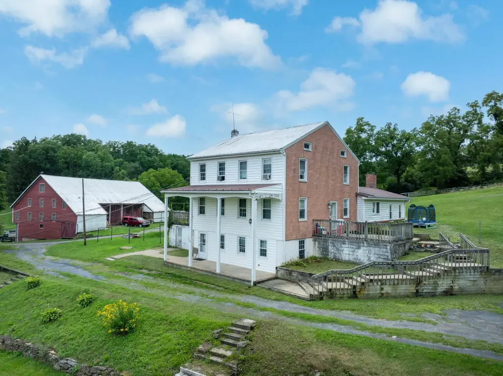 114 Tucker Rd, SPRING MILLS