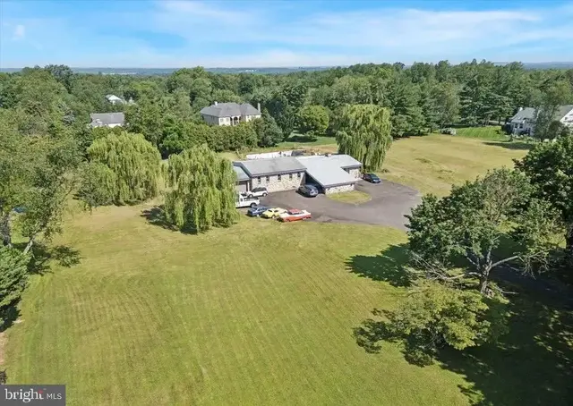 290 Hatboro Rd, Ivyland