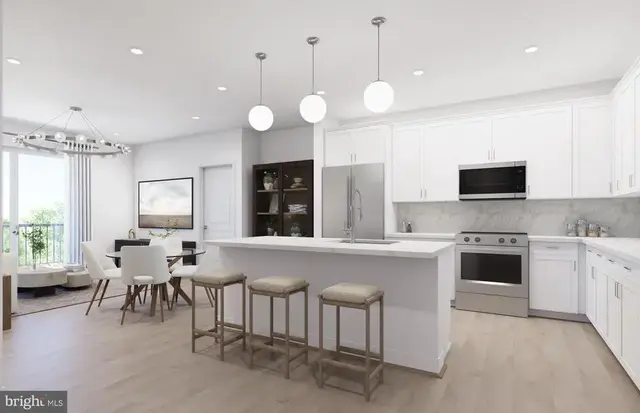 9465 Sprague Ave #303, Fairfax