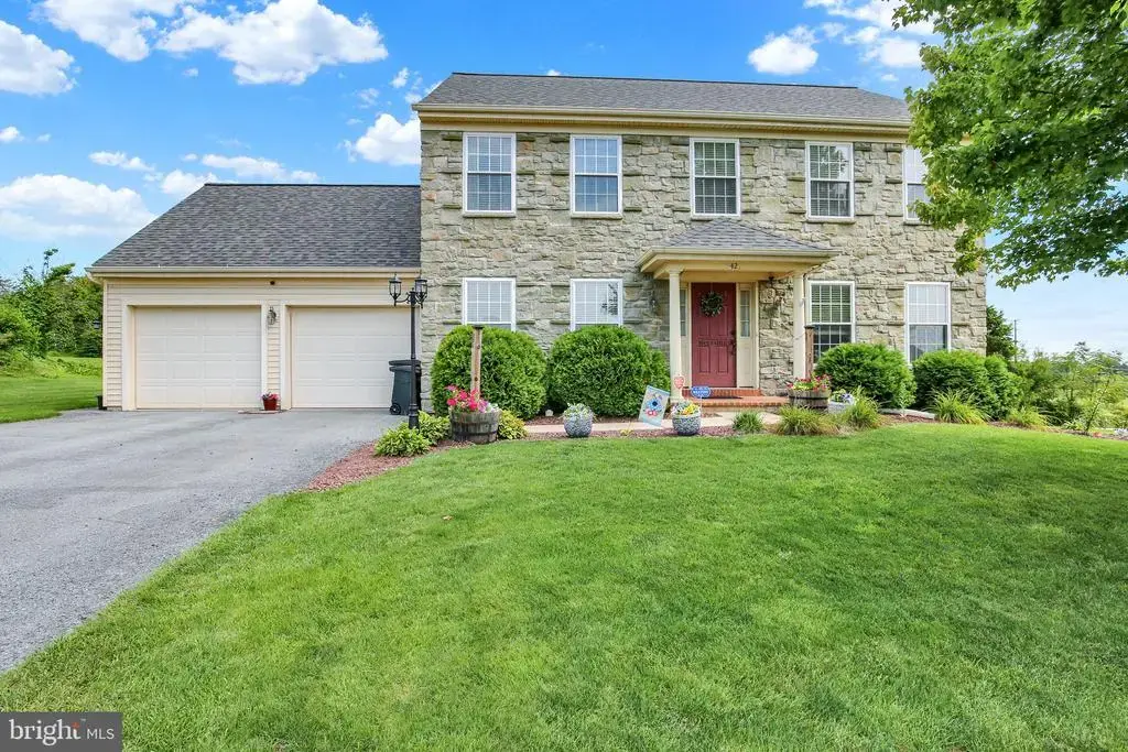 42 Tower Dr, ELIZABETHTOWN