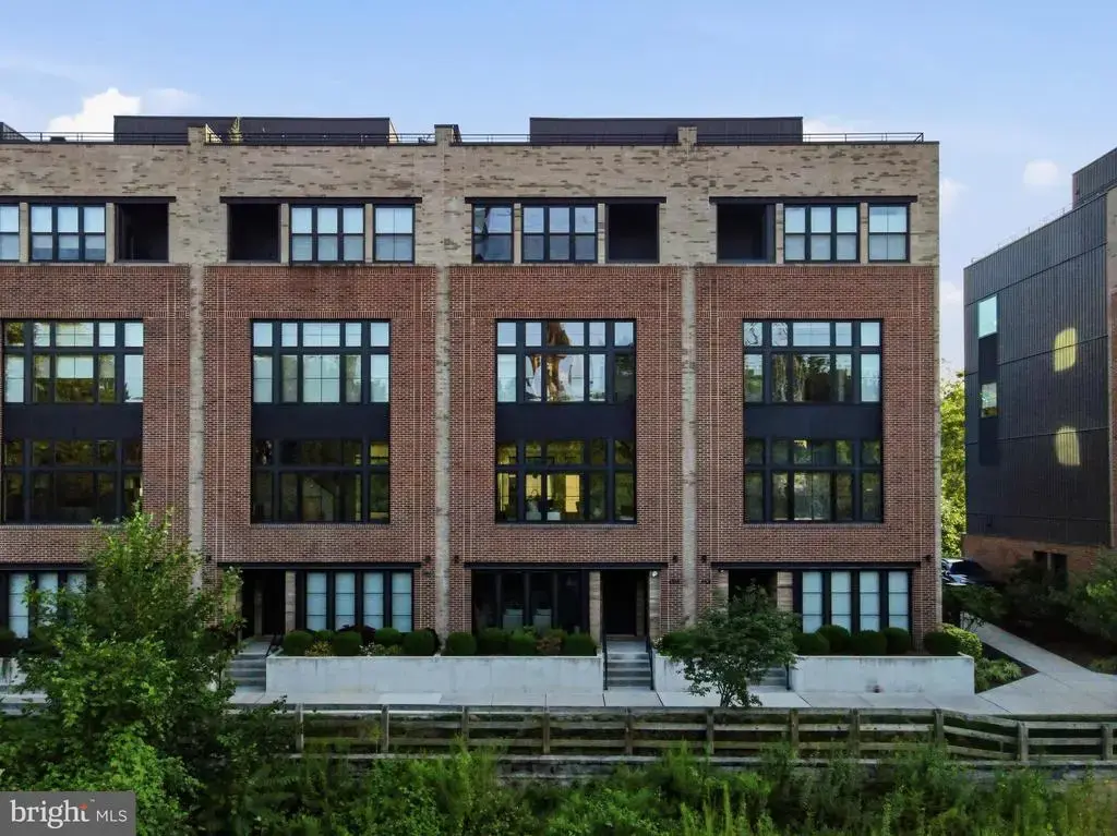 4529 Riverside Way, PHILADELPHIA