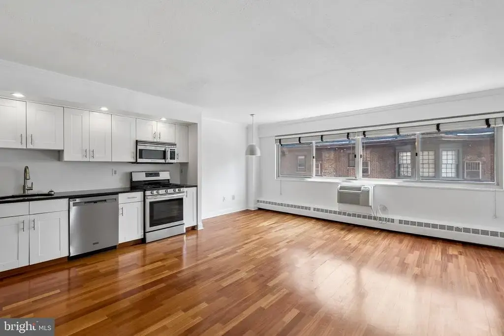 2101 Chestnut St #408, PHILADELPHIA