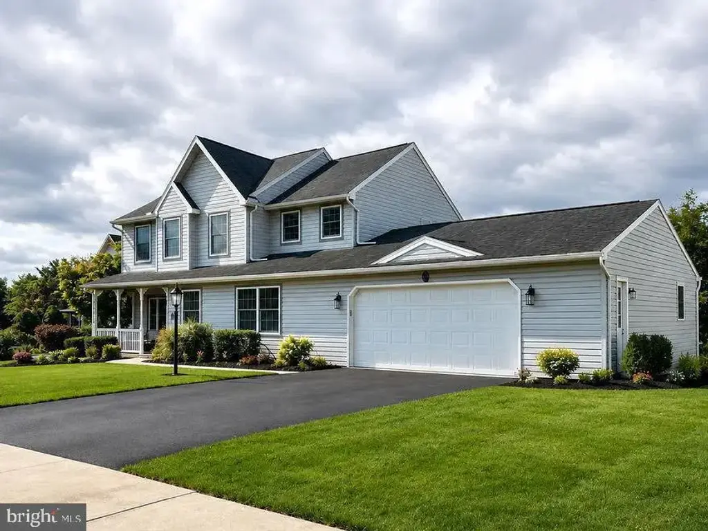 5 Canterbury Court, MECHANICSBURG