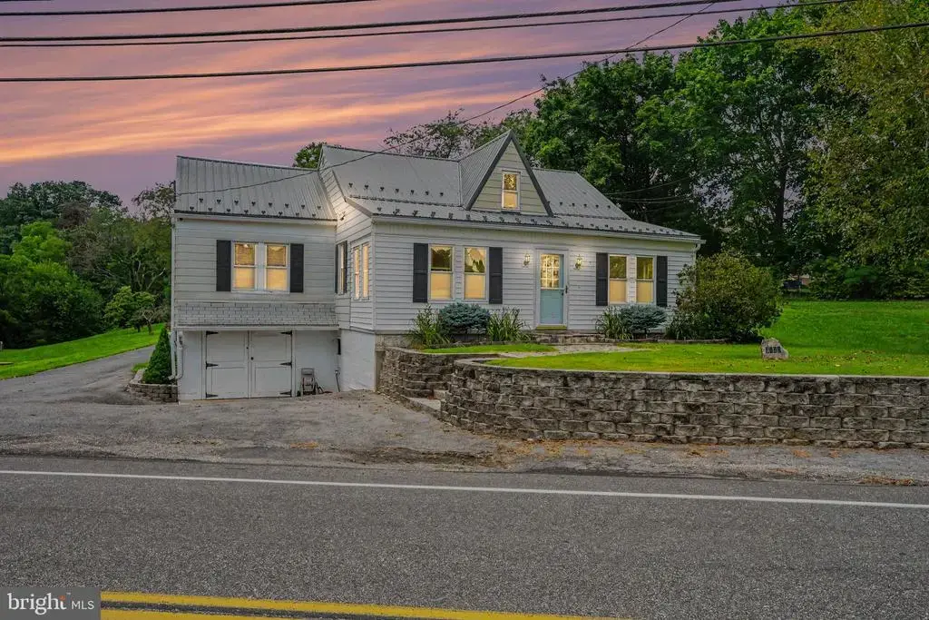 3120 Spring Rd, CARLISLE