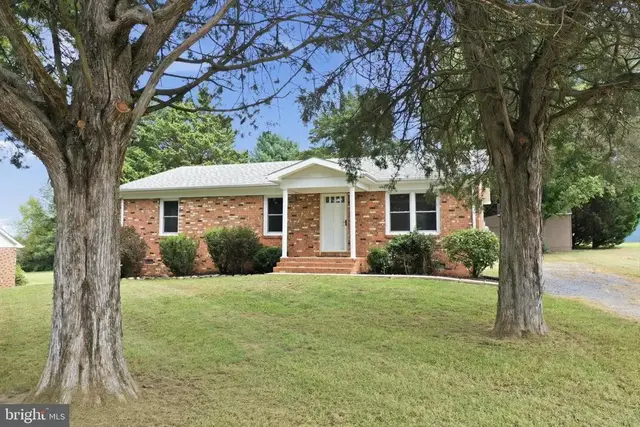 2 Massanutten Pl, Luray