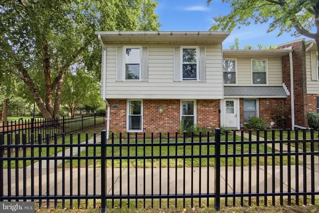 2108 Ferguson Pl, HERNDON