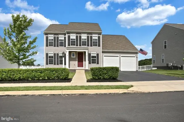 1306 Ashton Rd, Mechanicsburg