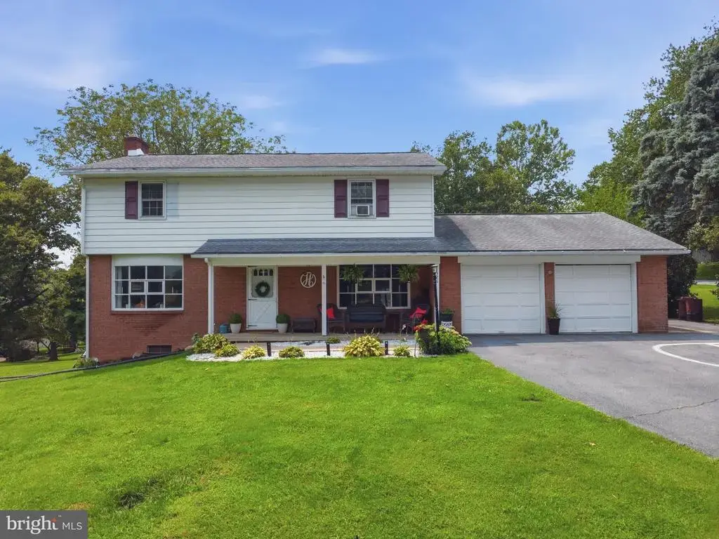 1326 Hillendale Road, CHAMBERSBURG