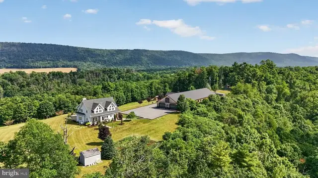 150 Bumble Bee Ln, Beech Creek