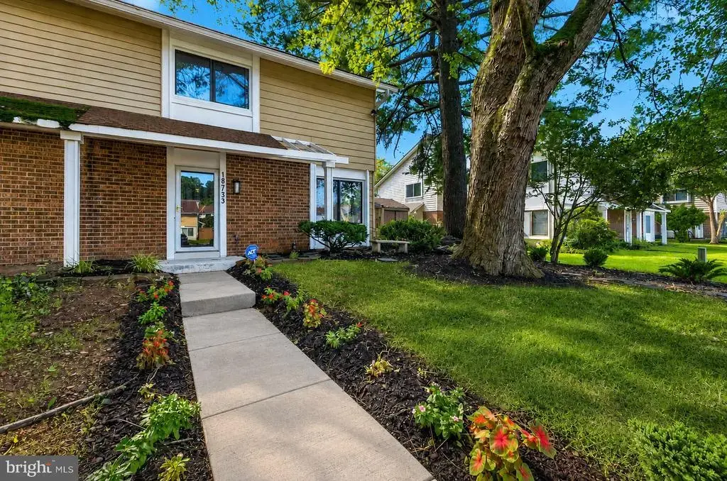 18733 Curry Powder Ln, GERMANTOWN
