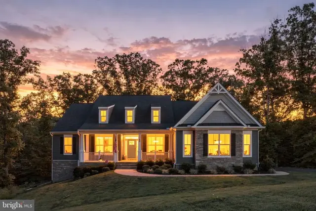 80 Hopewell Dr, Fredericksburg
