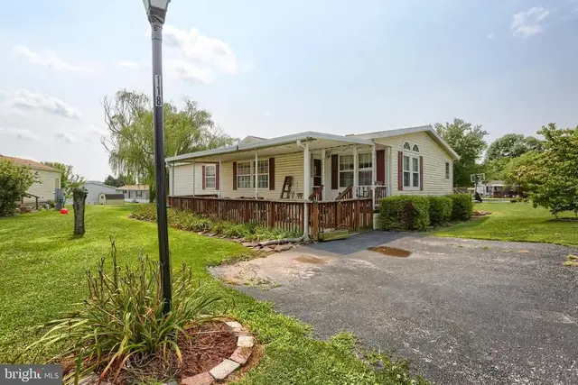 118 Honey Locust Cir, Dover