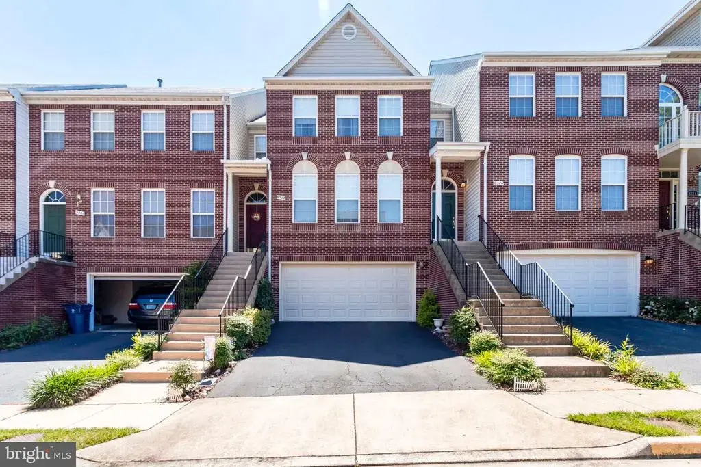 6328 Dunman Way, ALEXANDRIA