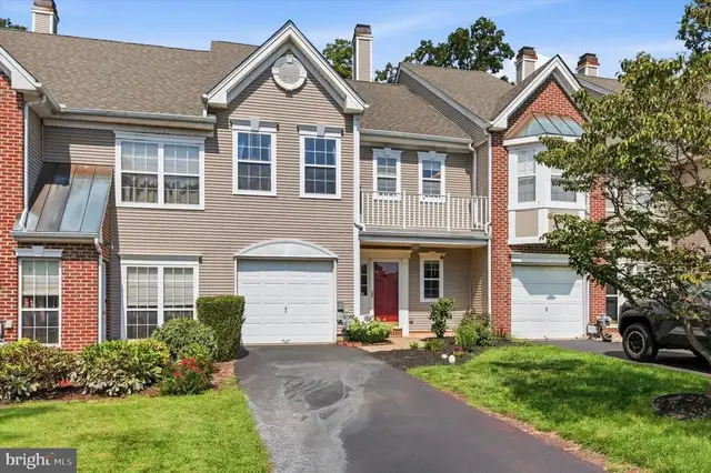10 Saddle Ct, Schwenksville