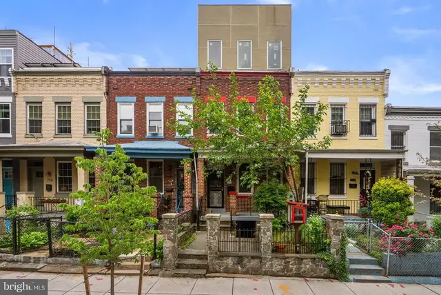 760 Lamont St Nw, Washington