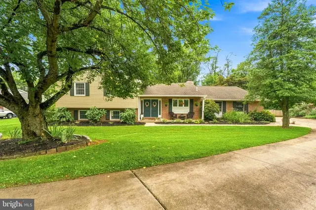 2238 Spring Lake Dr, Lutherville Timonium