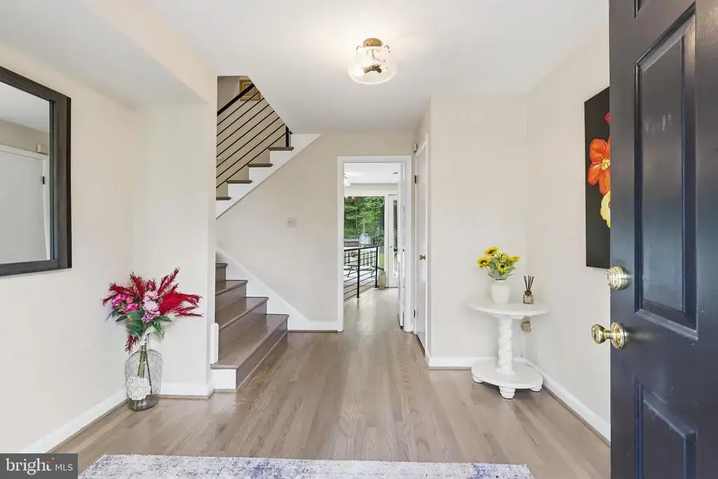 2322 Windsor Rd, ALEXANDRIA