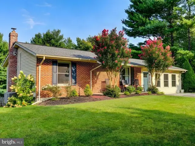 4616 Warpath Dr, Hampstead