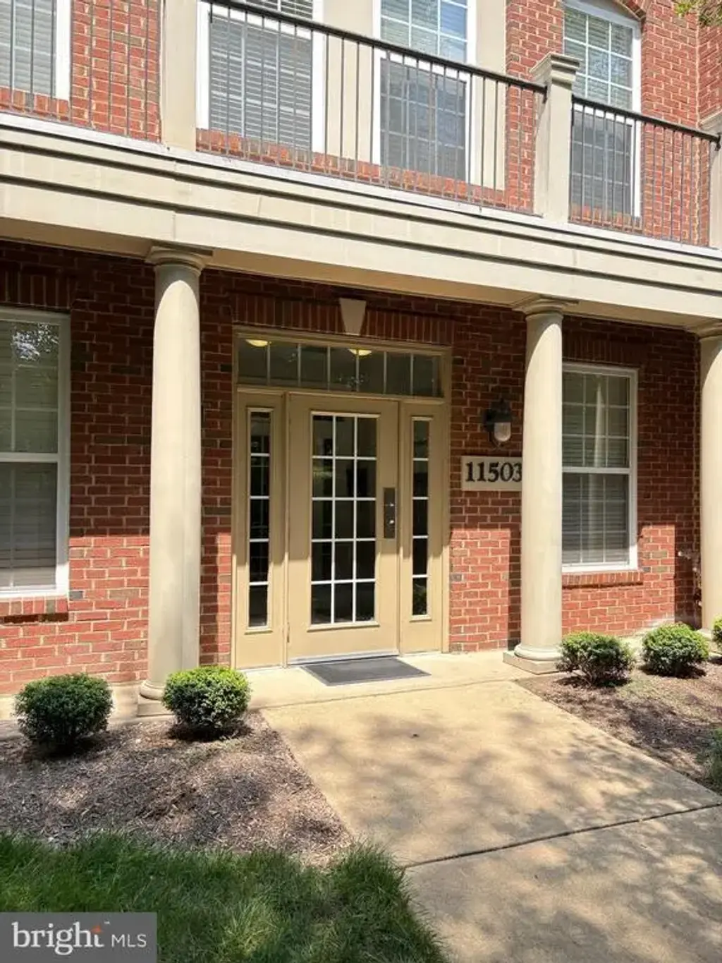 11503 Sperrin Cir #302, FAIRFAX