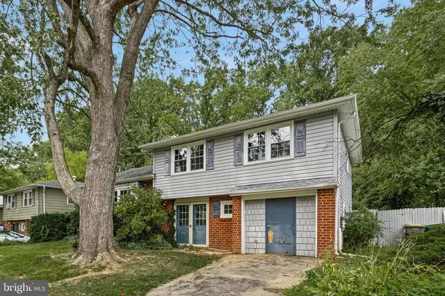 320 N Dillwyn Rd, Newark