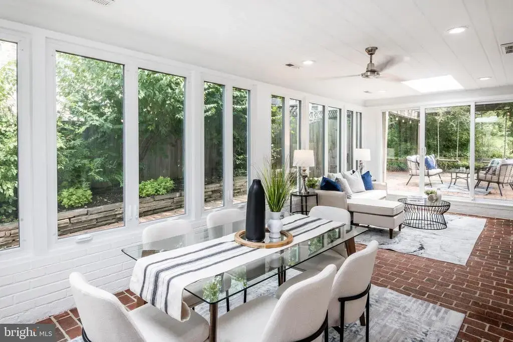 3115 Shadeland Dr, FALLS CHURCH