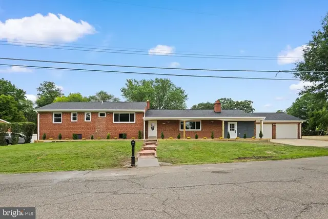 5018 Braymer Ave, Suitland