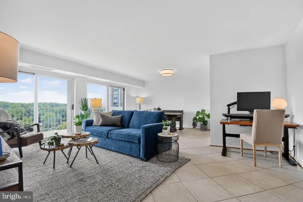 9039 Sligo Creek Pkwy #1510, SILVER SPRING