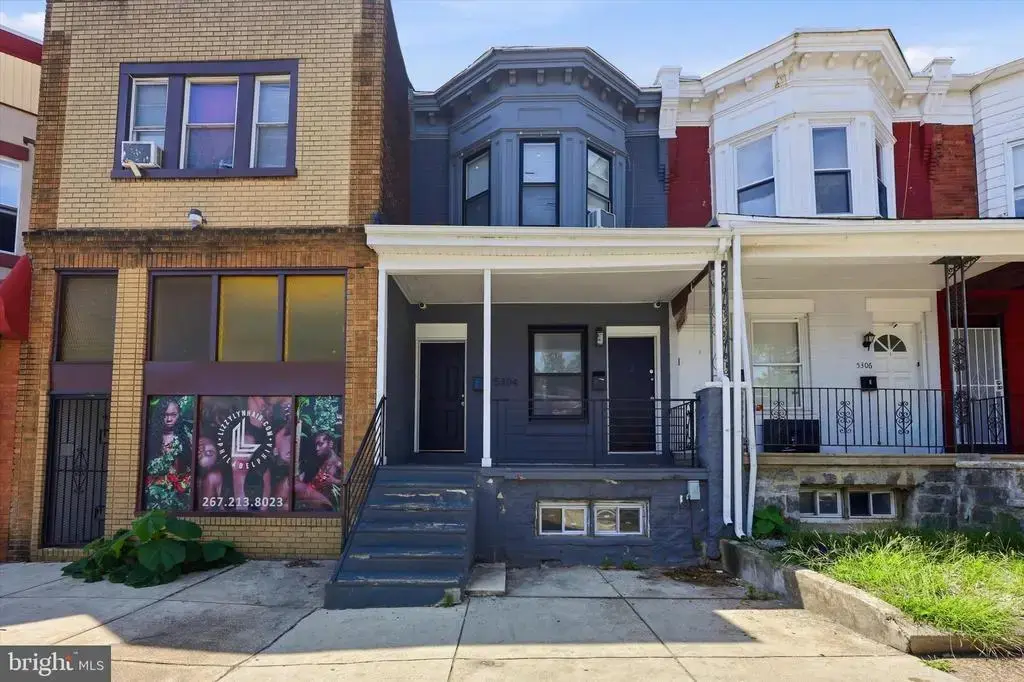 5304 Chestnut St, PHILADELPHIA