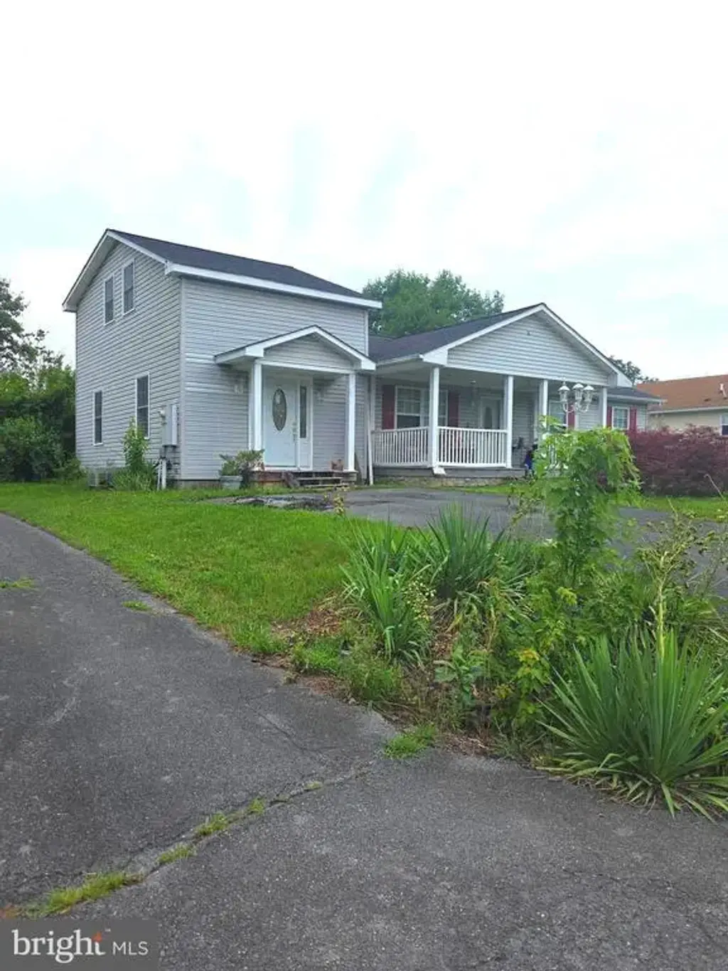 102 Geneva Pl, WINCHESTER