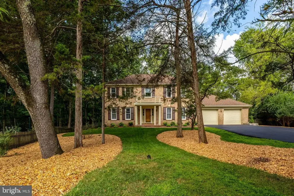 920 Holly Run Ct, GREAT FALLS