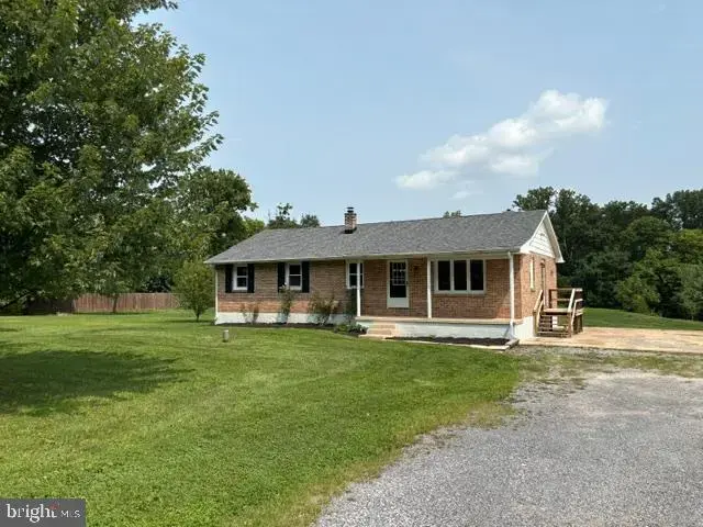 325 E Butter Rd, York