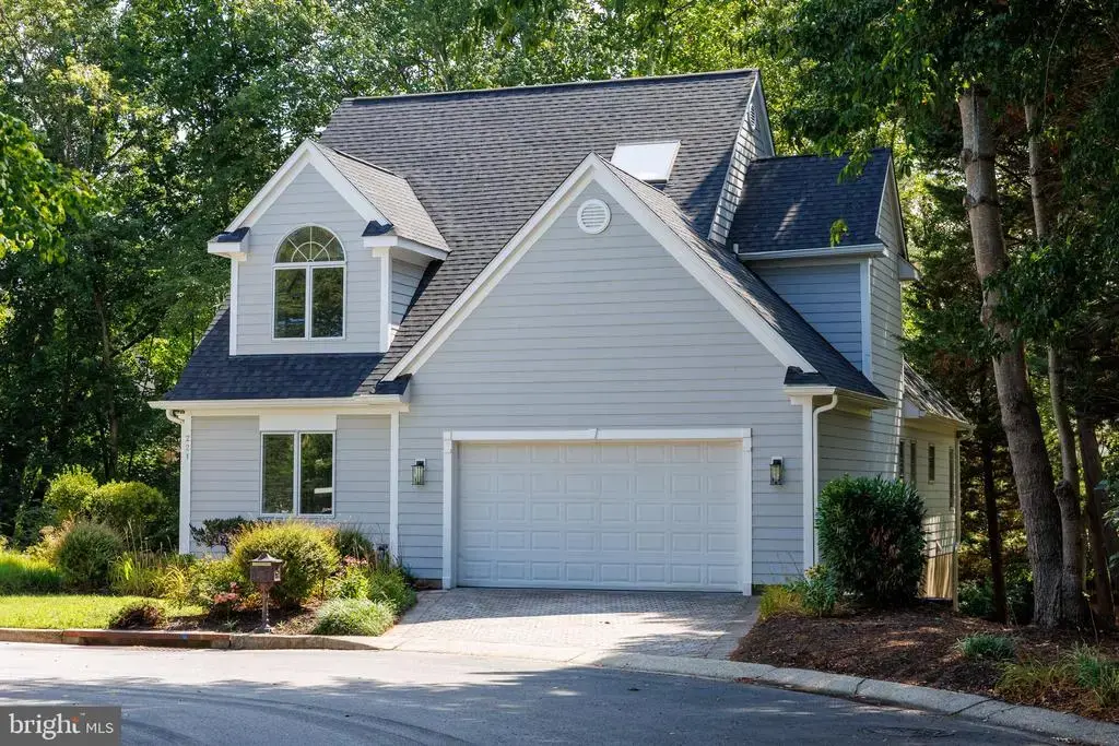 221 Spring Race Ct, ANNAPOLIS