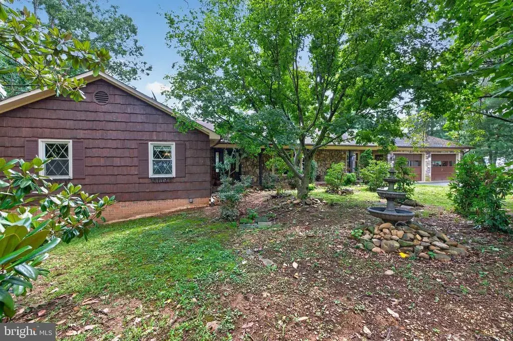 121 Heritage Dr, LURAY