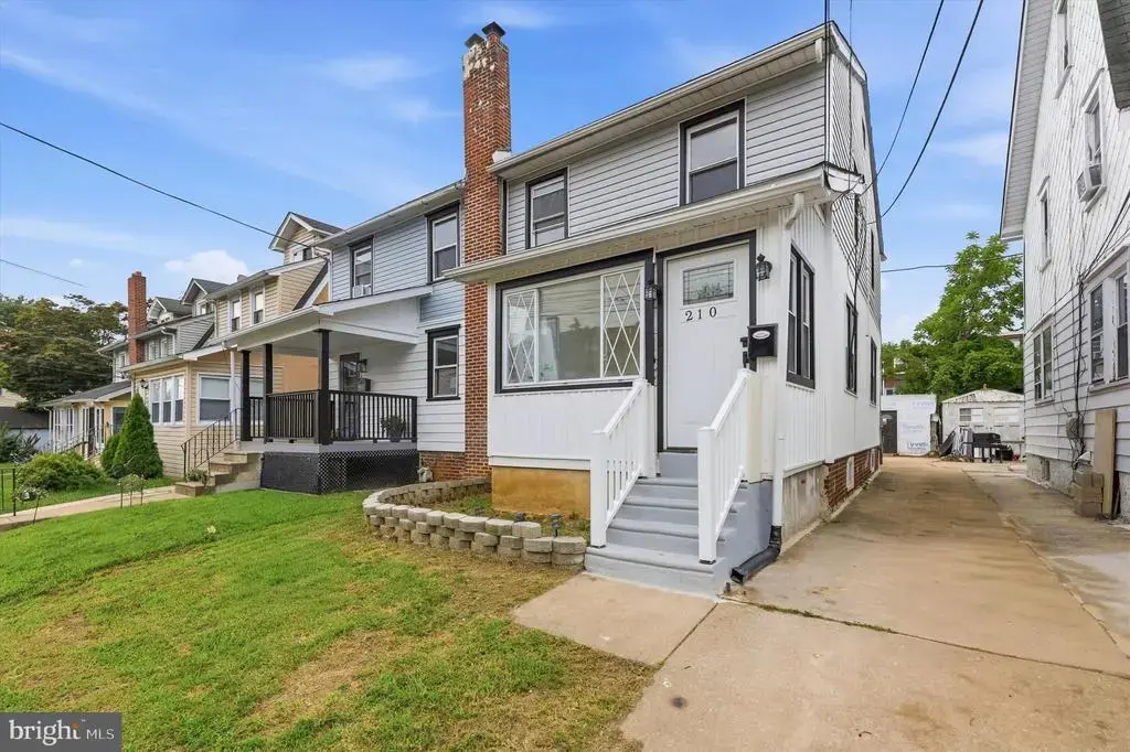 210 Marshall Ave, DARBY