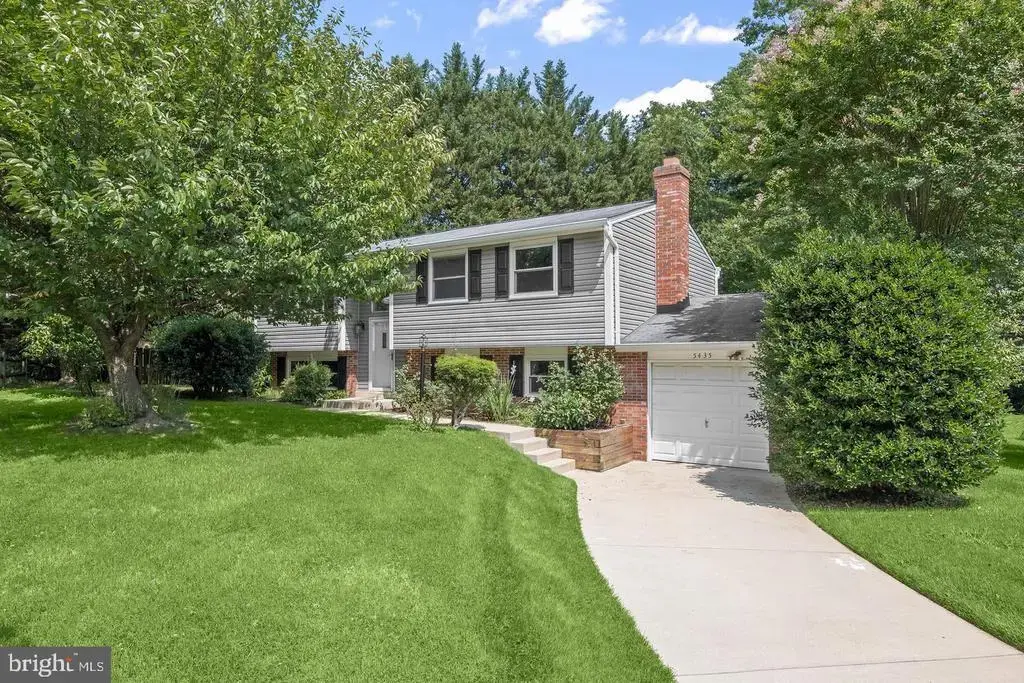 5435 The Bridle Path, COLUMBIA