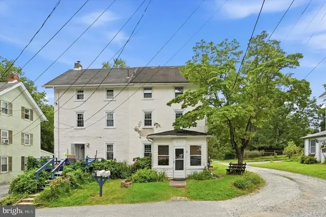 845 Upton Rd, Aston