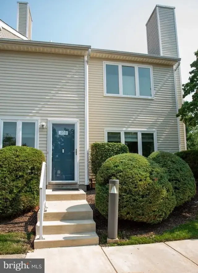 404 Colettes Ct #404, North Wales
