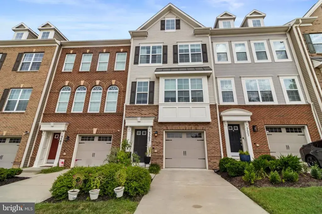 9505 Sycamore Grv, UPPER MARLBORO