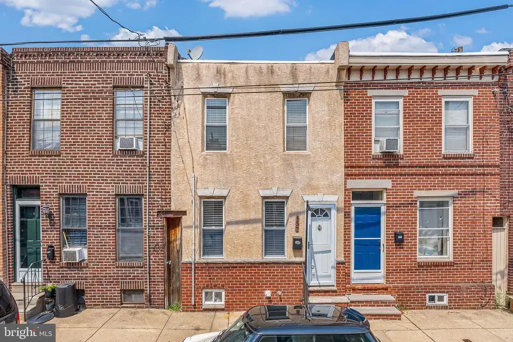 137 Sigel St, PHILADELPHIA