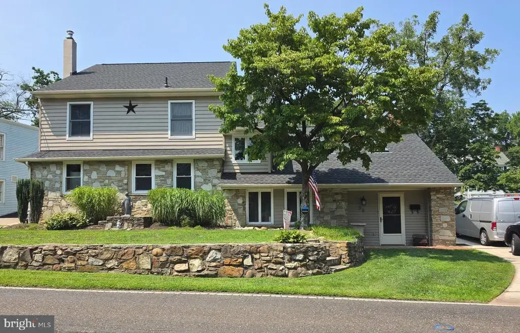 39 Lower Morrisville, FALLSINGTON
