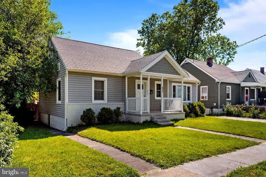 621 Patterson Ave, WINCHESTER