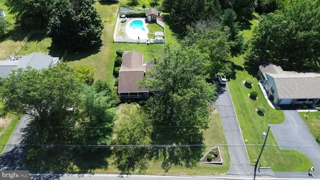 2862 New Hanover Square Rd, Gilbertsville